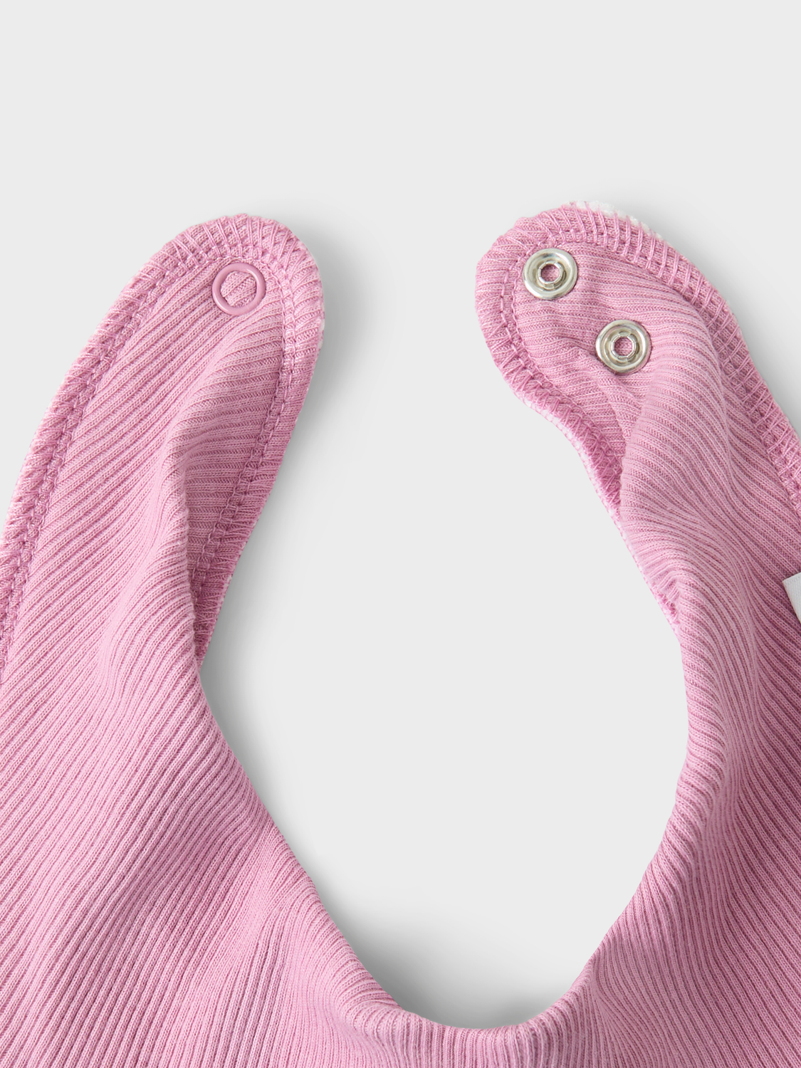 model_shot-front_full